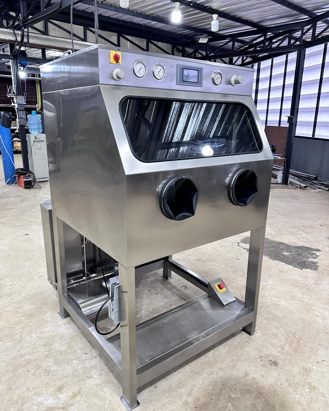 Kakoi Series Wet Blasting Machine